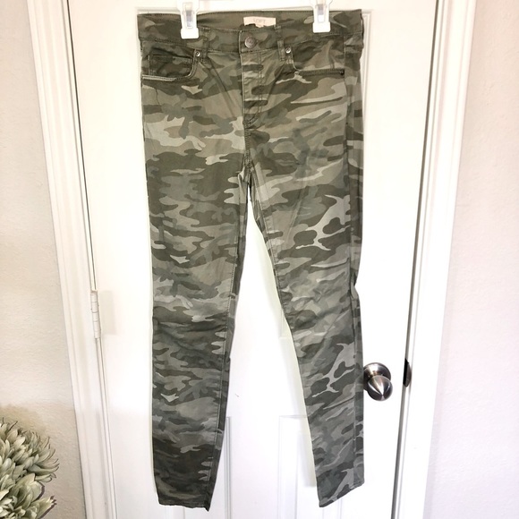 LOFT Pants - Loft Marisa Light Camo Skinny Jeans/Pants